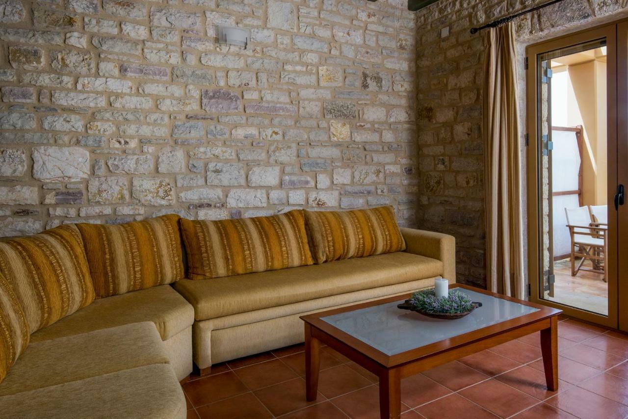 Enastron Villas Кипарисия Экстерьер фото