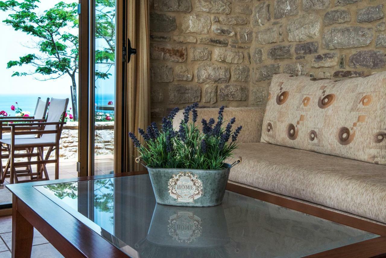 Enastron Villas Кипарисия Экстерьер фото