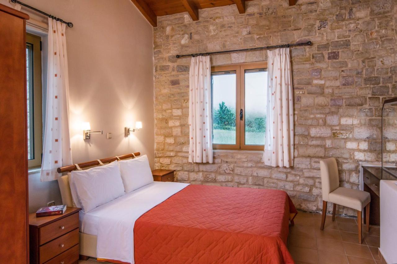 Enastron Villas Кипарисия Экстерьер фото